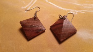 E4 EARRINGS Wood -  2 Sides - Square     
